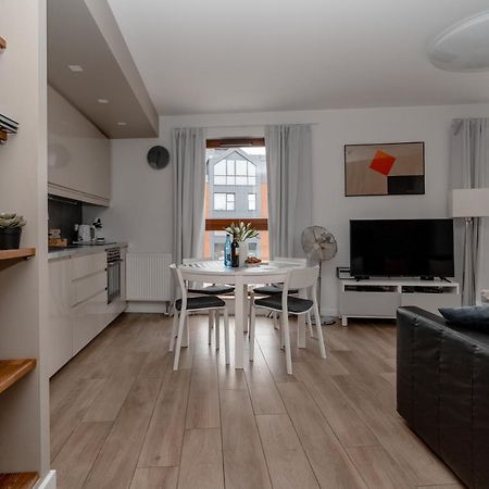 Totu Home Waterlane Island Apartments Gdańsk Kültér fotó